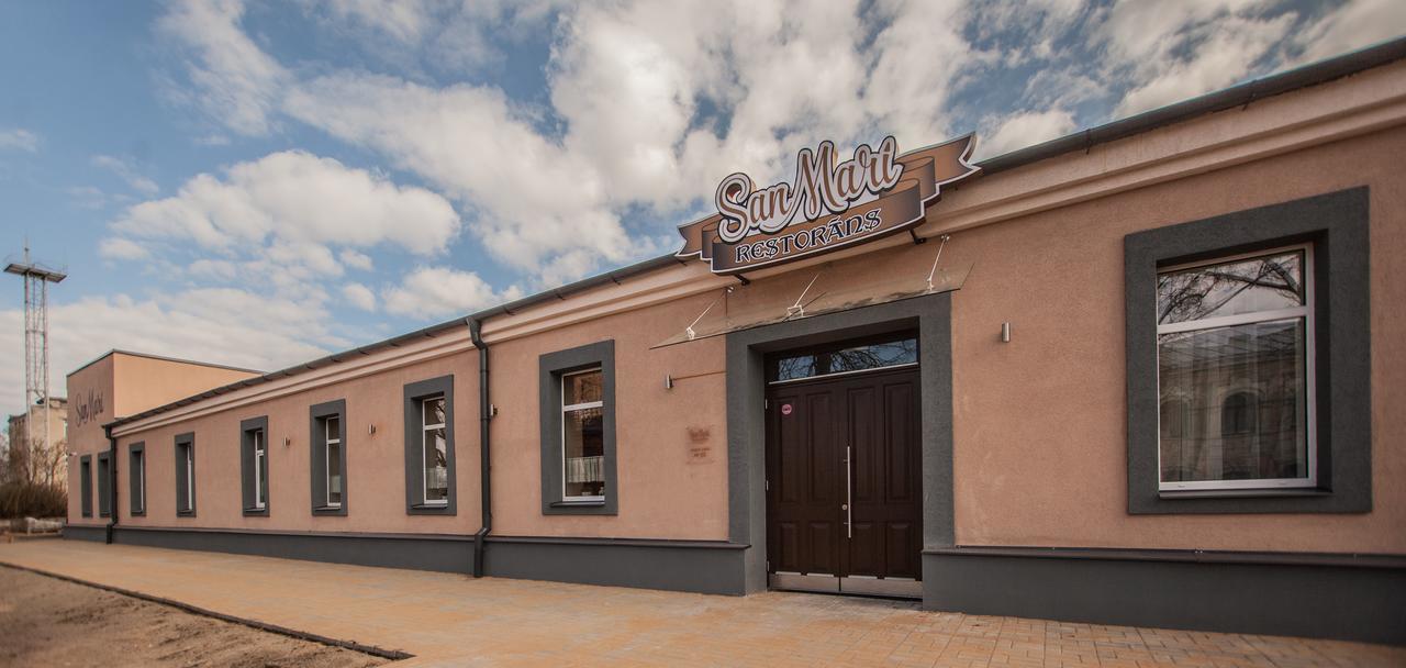 Hotel Sanmari Daugavpils Exterior foto